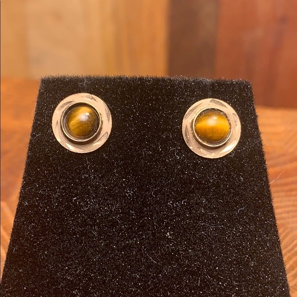 N/A Jewelry - Tiger eye 14K stud earrings clean classic elegant